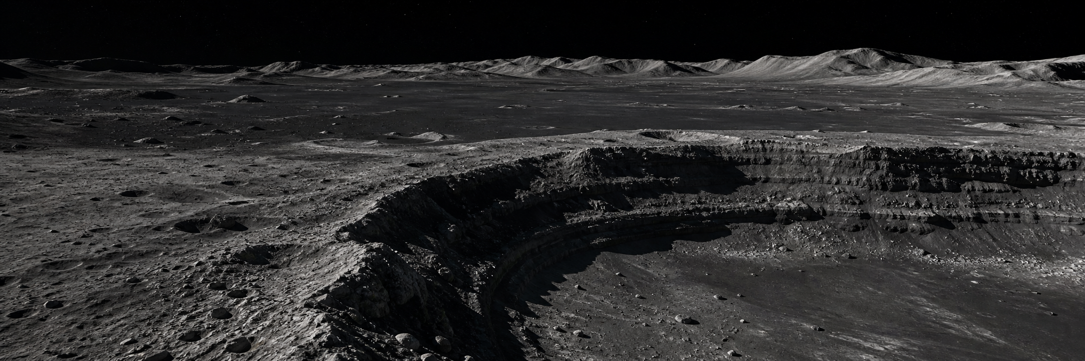 Plaine basaltique lunaire éclairée par un soleil bas