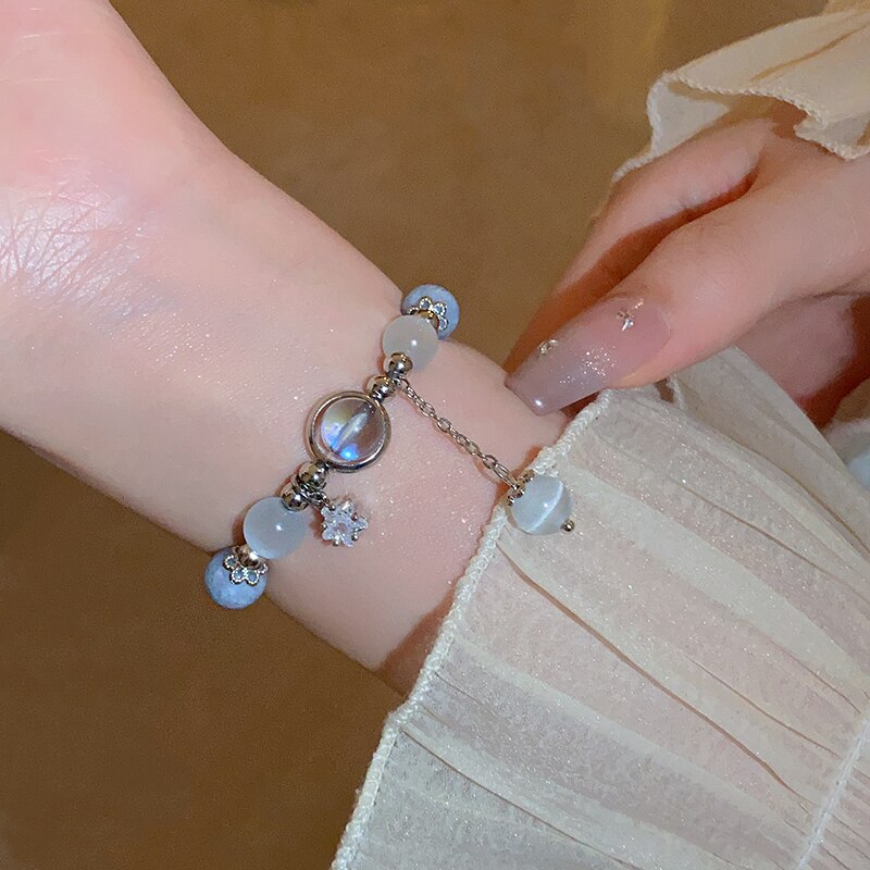 Bracelet Opale Bleue Croissant de Lune & Étoile – Image 2