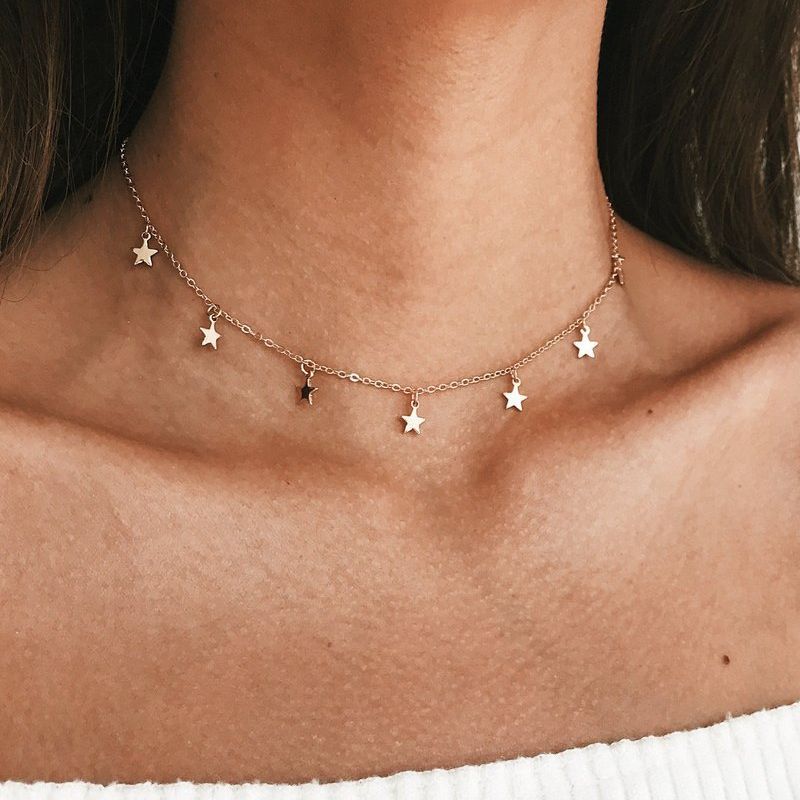 Collier Étoiles Suspendues – Constellation Argentée