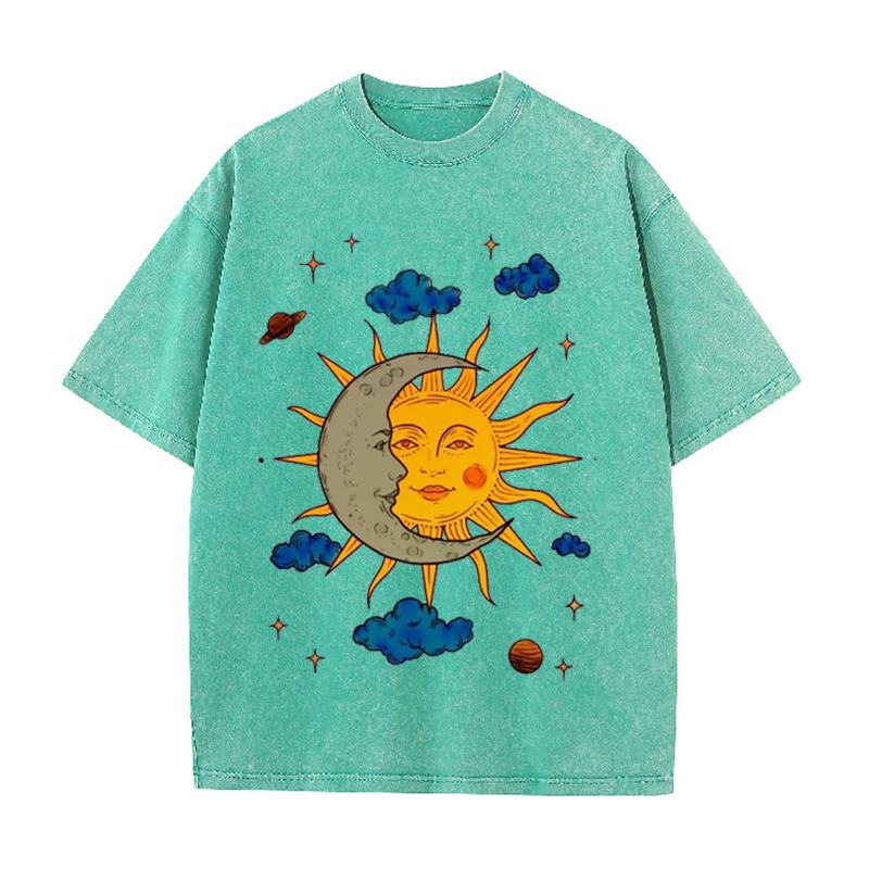 T-shirt soleil et lune vert délavé – Graphisme astral oversize