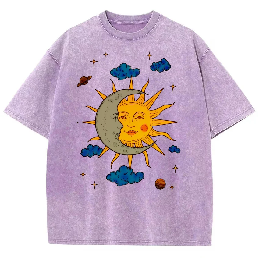 T-shirt soleil et lune violet délavé – Motif céleste oversize