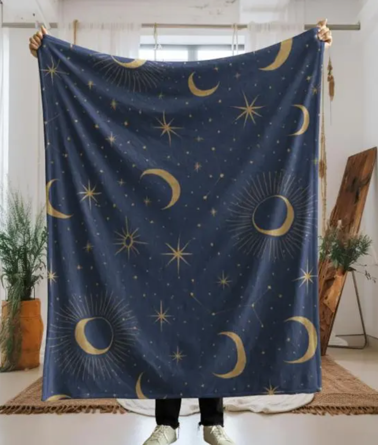 Couverture Céleste Bleu Nuit – Croissants de Lune & Étoiles