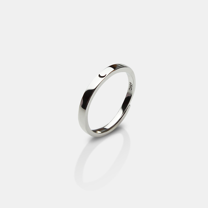 Bague Croissant Minimaliste – Anneau Ouvert Argenté
