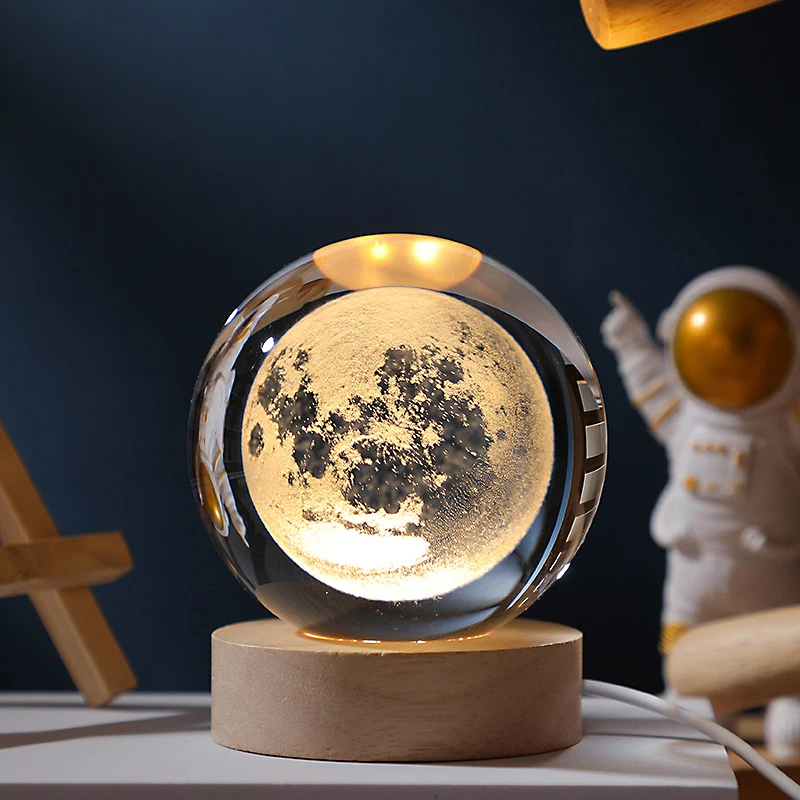 Globe en Cristal Lune & Galaxie – Veilleuse Décorative