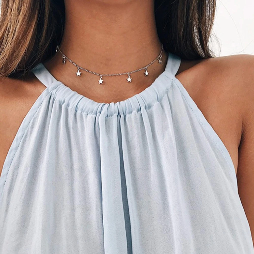 Collier ras-du-cou étoile et lune doré – pendentif 6 × 6 mm